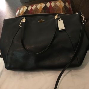 Coach large Kelsey in pebble leather