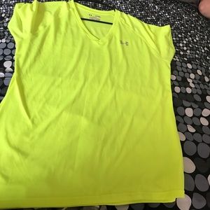 Under armour t-shirt heat gear XL