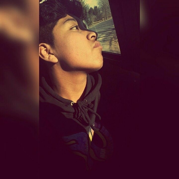 Meet your Posher, Alex - Picture 1 of 1