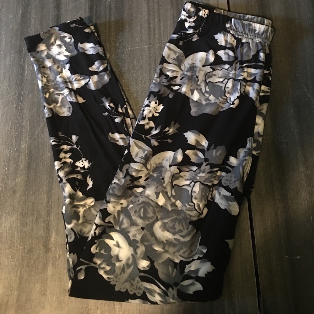 Floral leggings like Lularoe