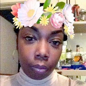 Meet your Posher, Victoria