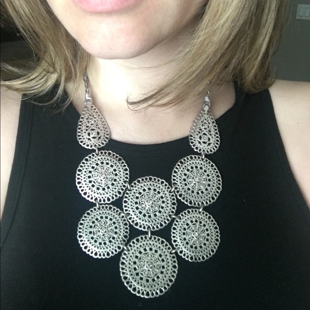 Stella & Dot silver disc in necklace