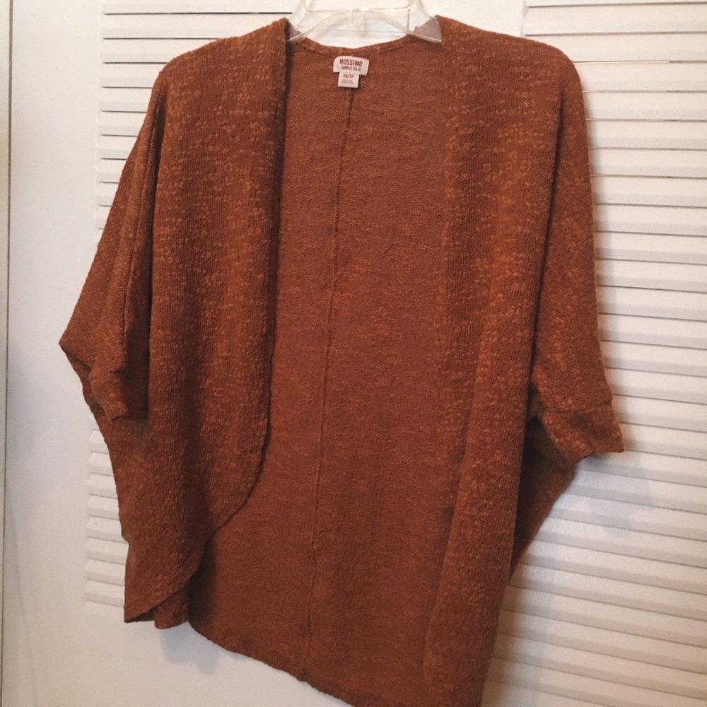 rust colored light cardigan 🌟