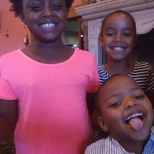 Meet your Posher, Cheri