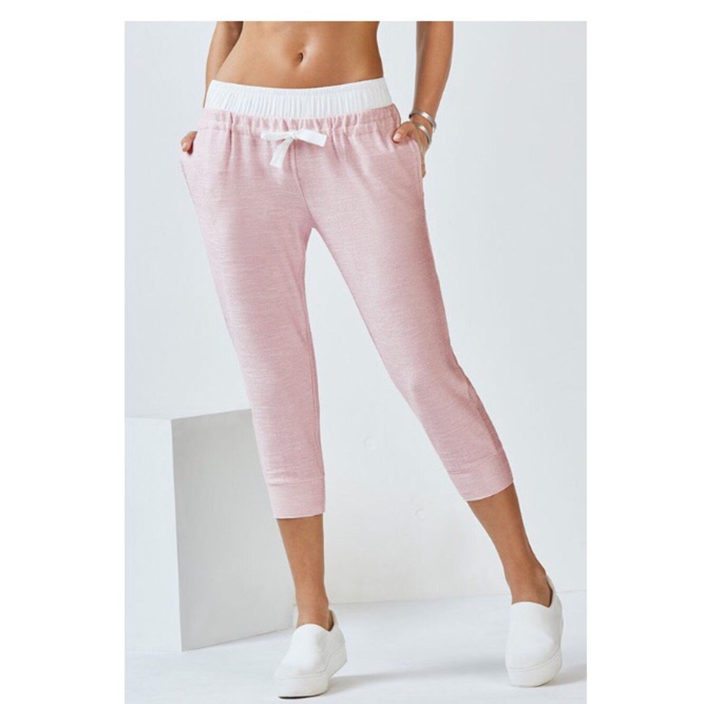 (Fabletics} Capri
