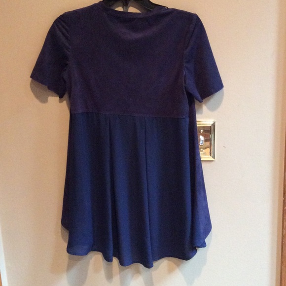 Suede top - Picture 2 of 2