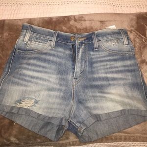 High waisted Levi's shorts