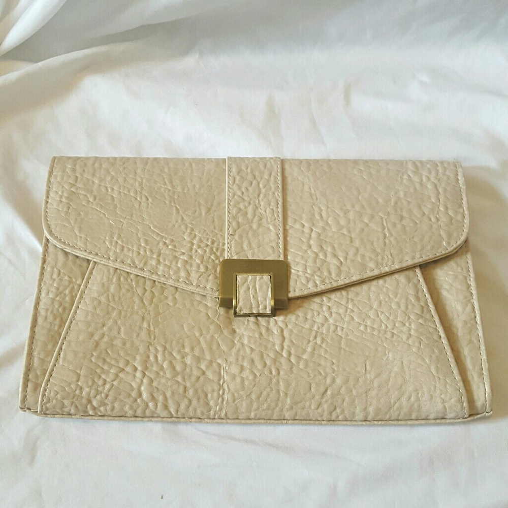 Large clutch no strap