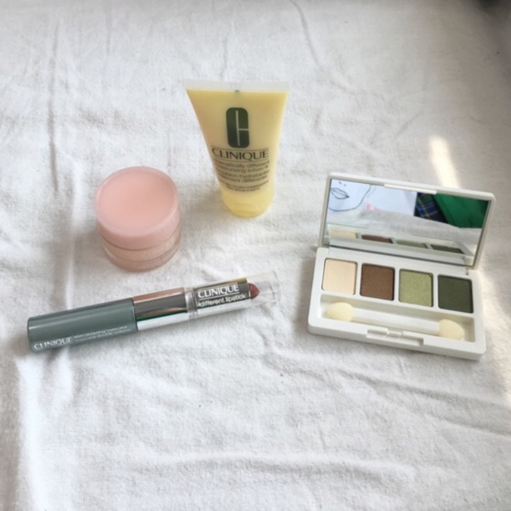 Clinique eyeshadow, moisturizer, lipstick, mascara