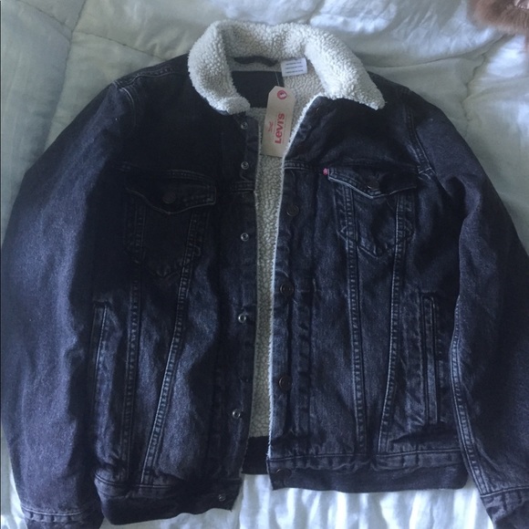 Black Levi denim jacket - Picture 1 of 4