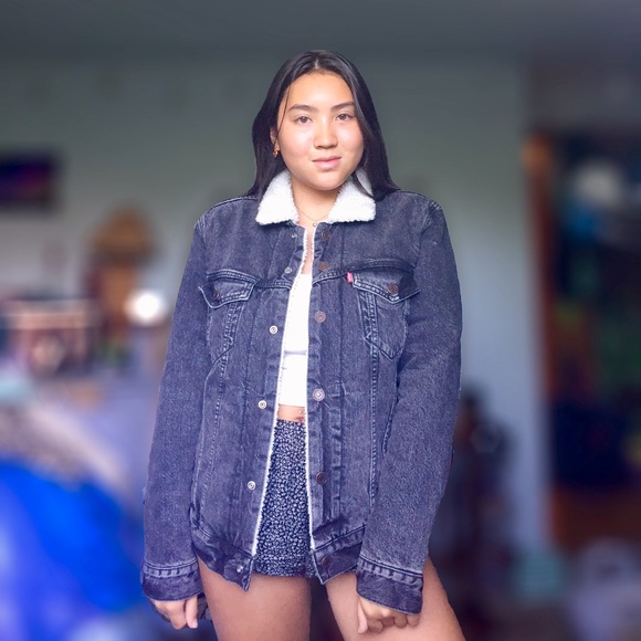 Black Levi denim jacket - Picture 4 of 4