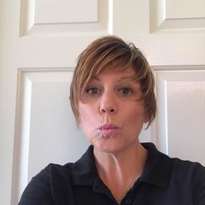 Meet your Posher, Ellen