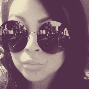 Meet your Posher, Asiah