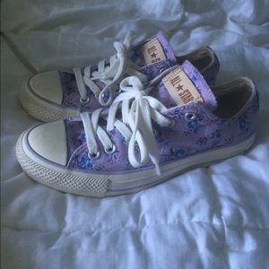 Floral low top converse shoes