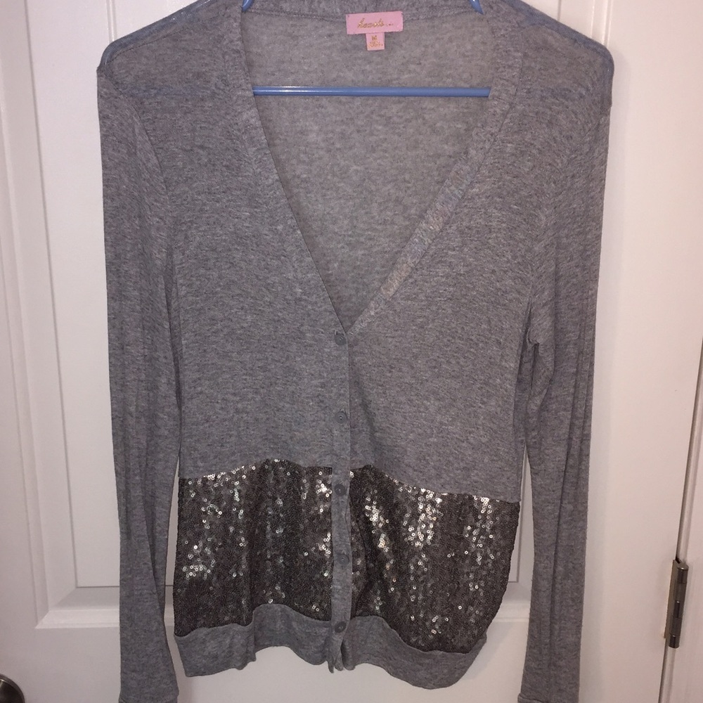 Grey cardigan