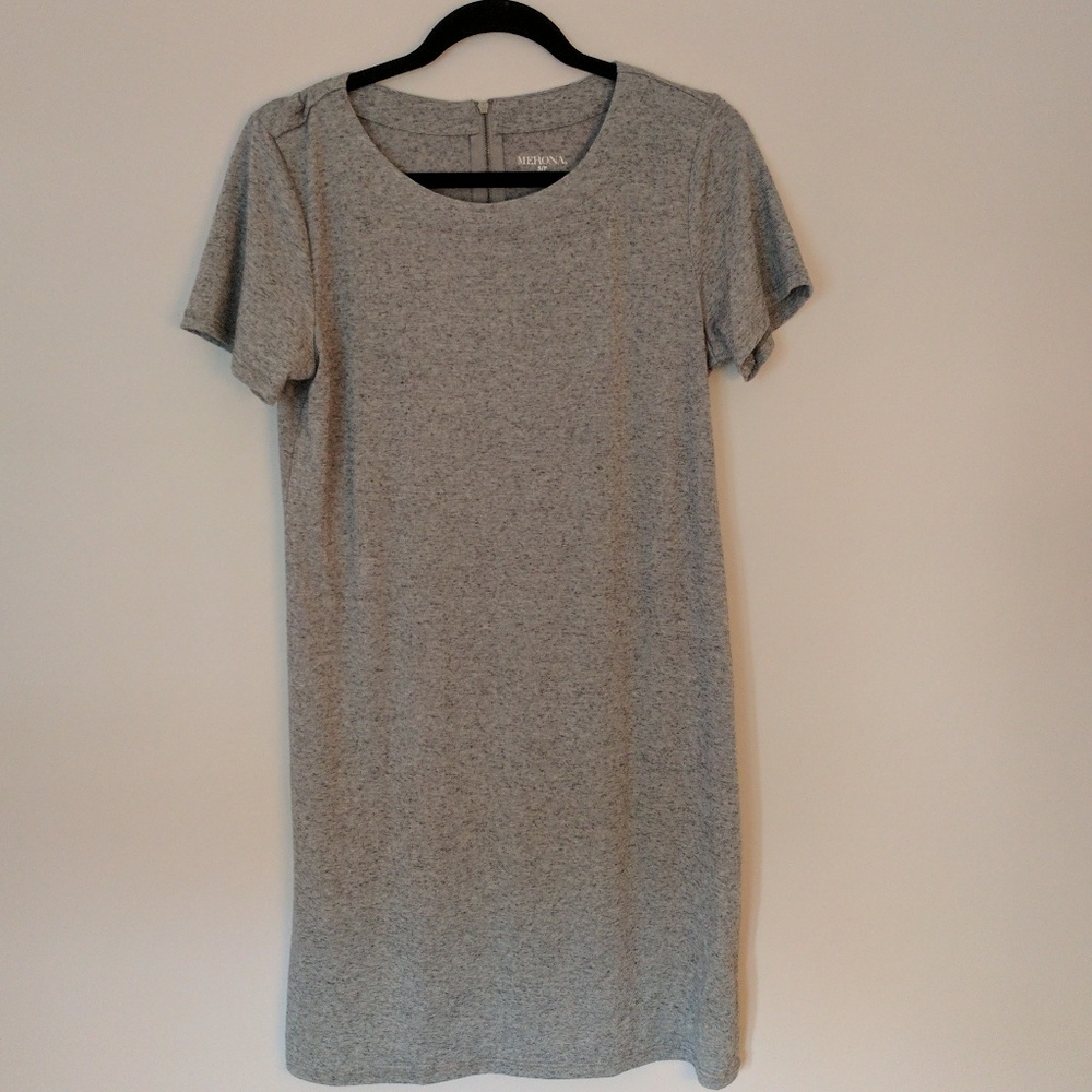 Short Sleeve T-Shirt Dress with Zippered Back
