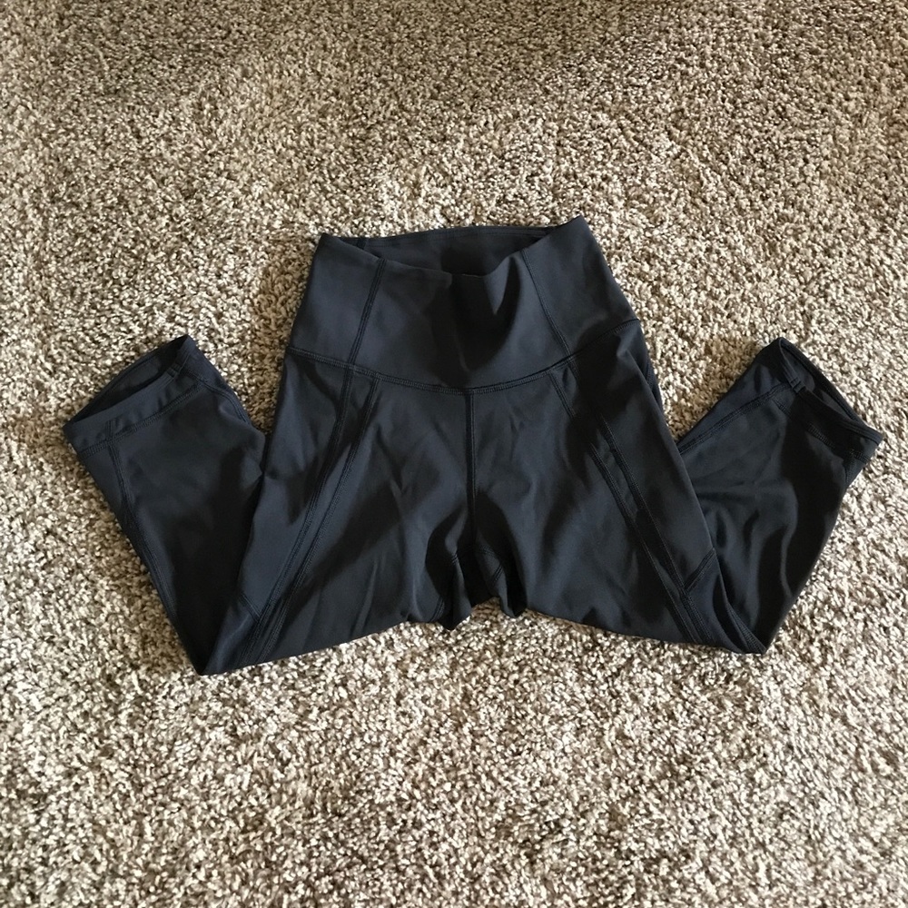 Lululemon Hugh Wiast Luxtreme Crop w Mesh Panels 4