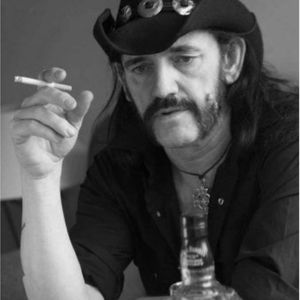 Meet your Posher, Dee