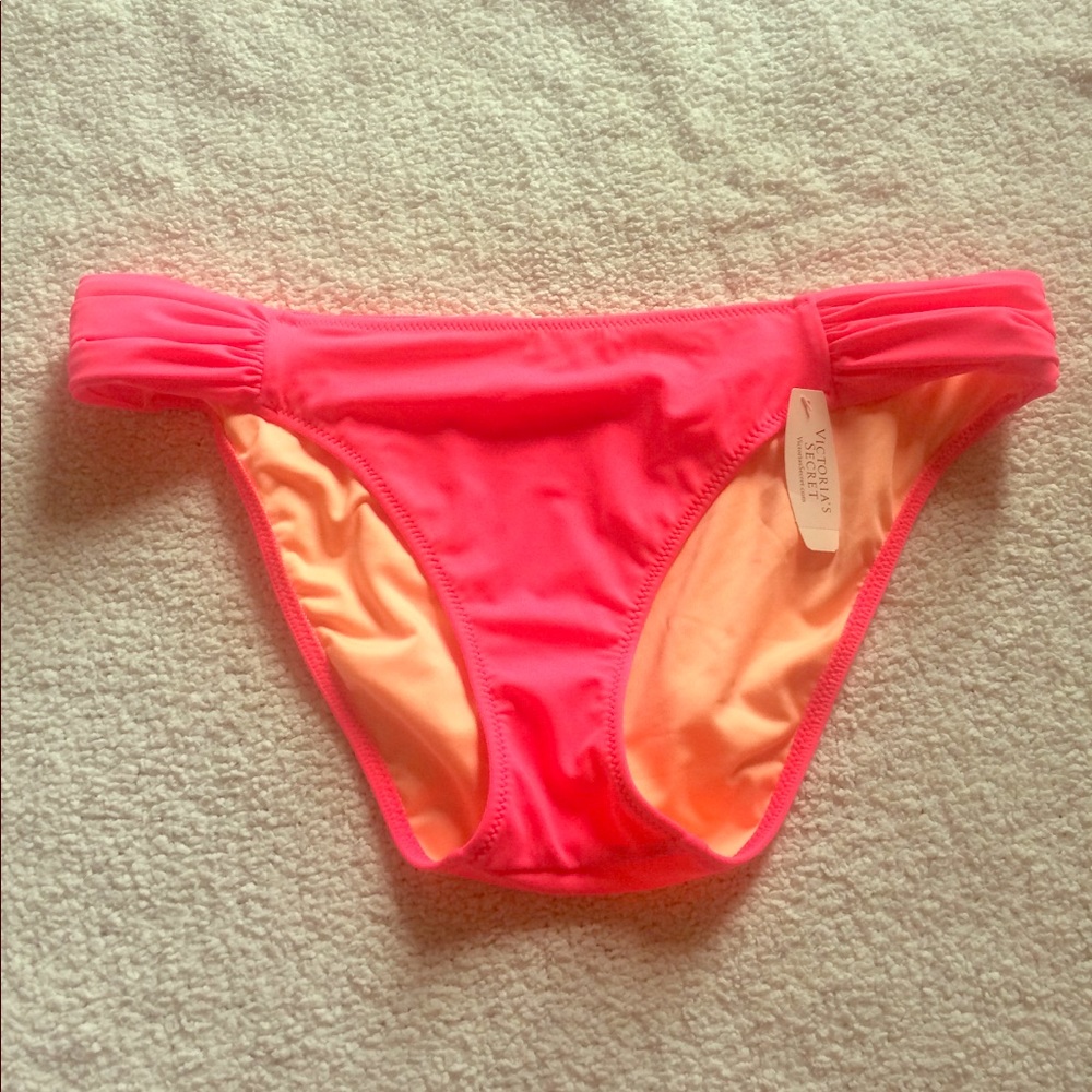 NWT 👙 Victoria's Secret Bikini Bottoms 👙 M