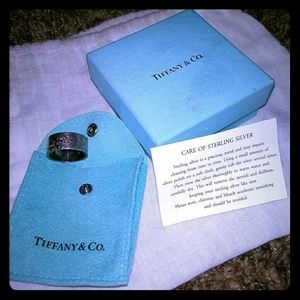 Tiffany & Co Notes Ring