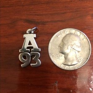 100% authentic James Avery pendant A93
