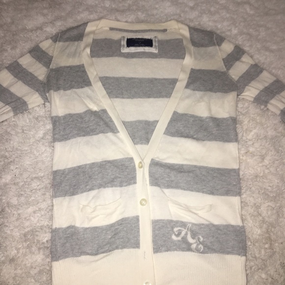 Cardigans - Picture 6 of 8