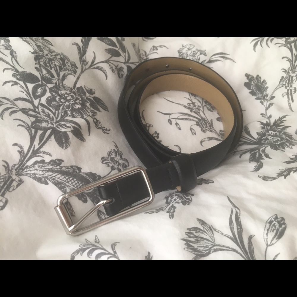 Banana Republic Slim Leather Belt, Black