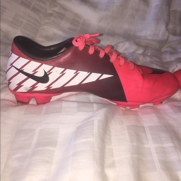 Nike mercurial cleats - Picture 4 of 4