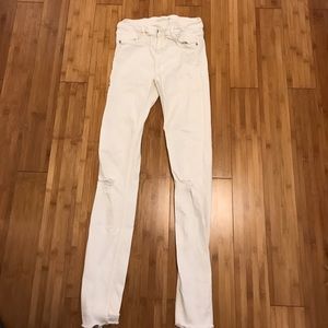 White ZARA jeans