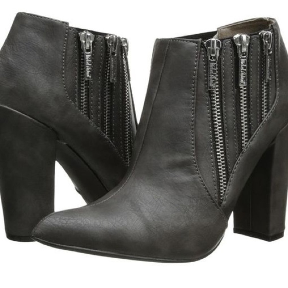 Black Zipper Heeled Ankle Booties