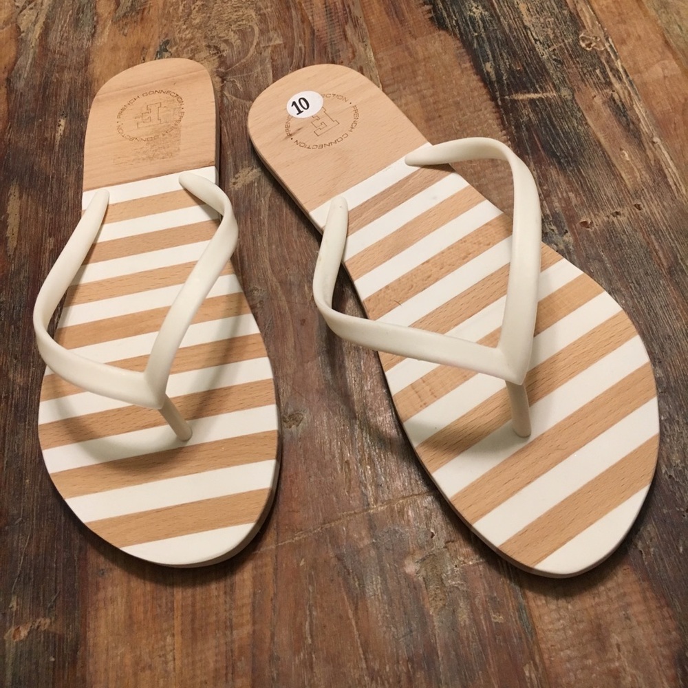 FRENCH CONNECTION Flip Flops