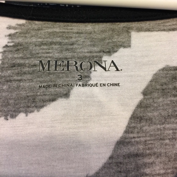 Zebra striped sleeveless top - Picture 3 of 3