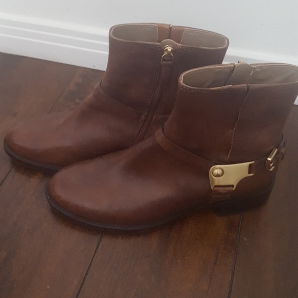 Boot - Picture 3 of 3