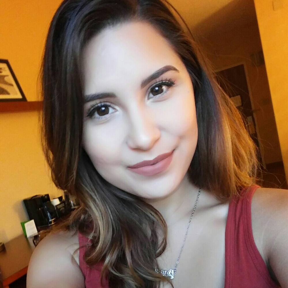 Meet your Posher, Bianca