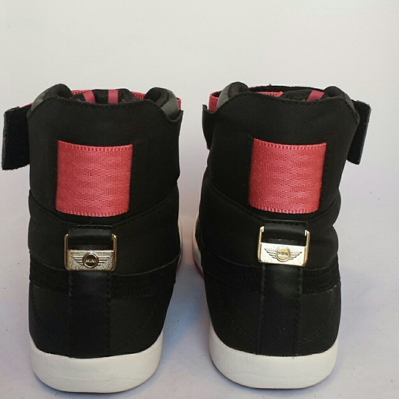Puma 'Celerity'  Leather Hi-Top Sneakers - Picture 3 of 7