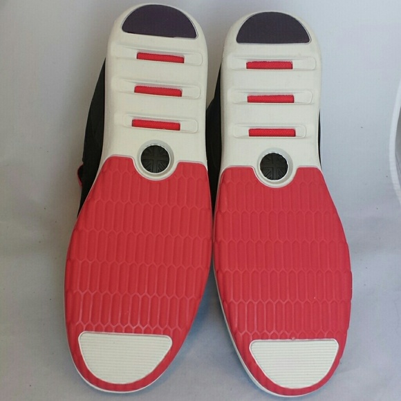 Puma 'Celerity'  Leather Hi-Top Sneakers - Picture 7 of 7