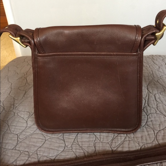Vintage Coach Leather Crossbody - Picture 3 of 7