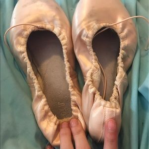 Bloch European balance pointe shoes size 41/2 xxx