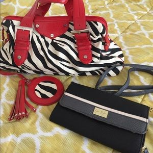 Bundle on HOLD for trade