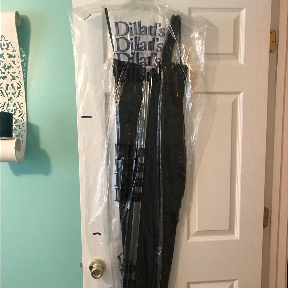 Black prom dress