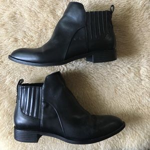 Chelsea Boots