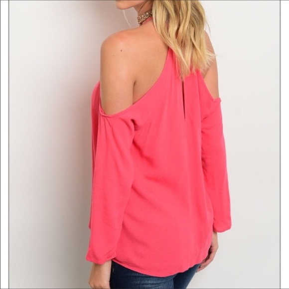 Coral Keyhole Cold Shoulder Top🌺 - Picture 2 of 4