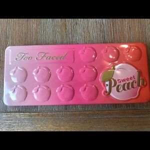 Too Faced Sweet Peach Palette