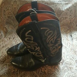 Black Cowboy Boots