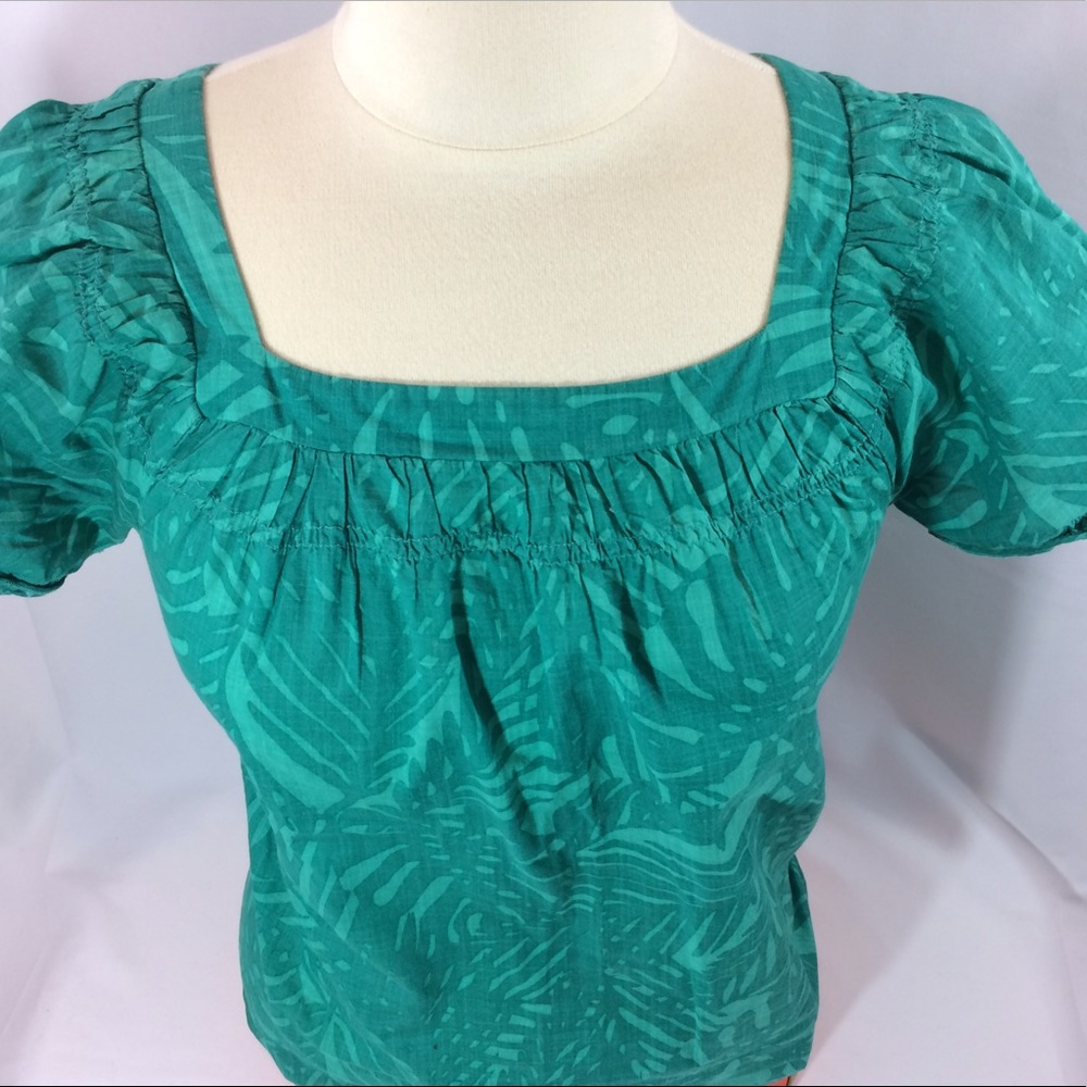 Palm leaf tropical Ruffle Top by Merona Sz Small