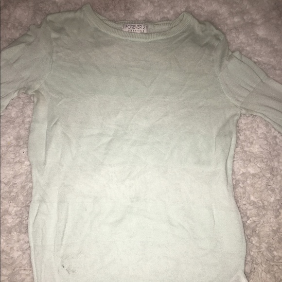 Sweaters - Picture 4 of 7