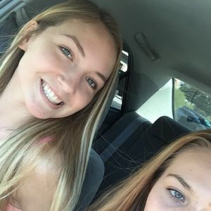 Meet your Posher, Isabella