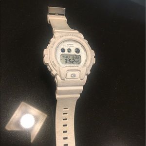 G-Shock all white watch Heathered Edition