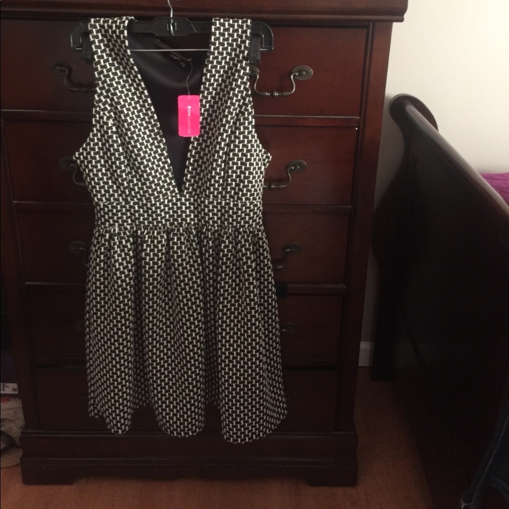 Dress / PRICE NEGOTIABLE