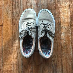 • only slightly worn, very comfortable!